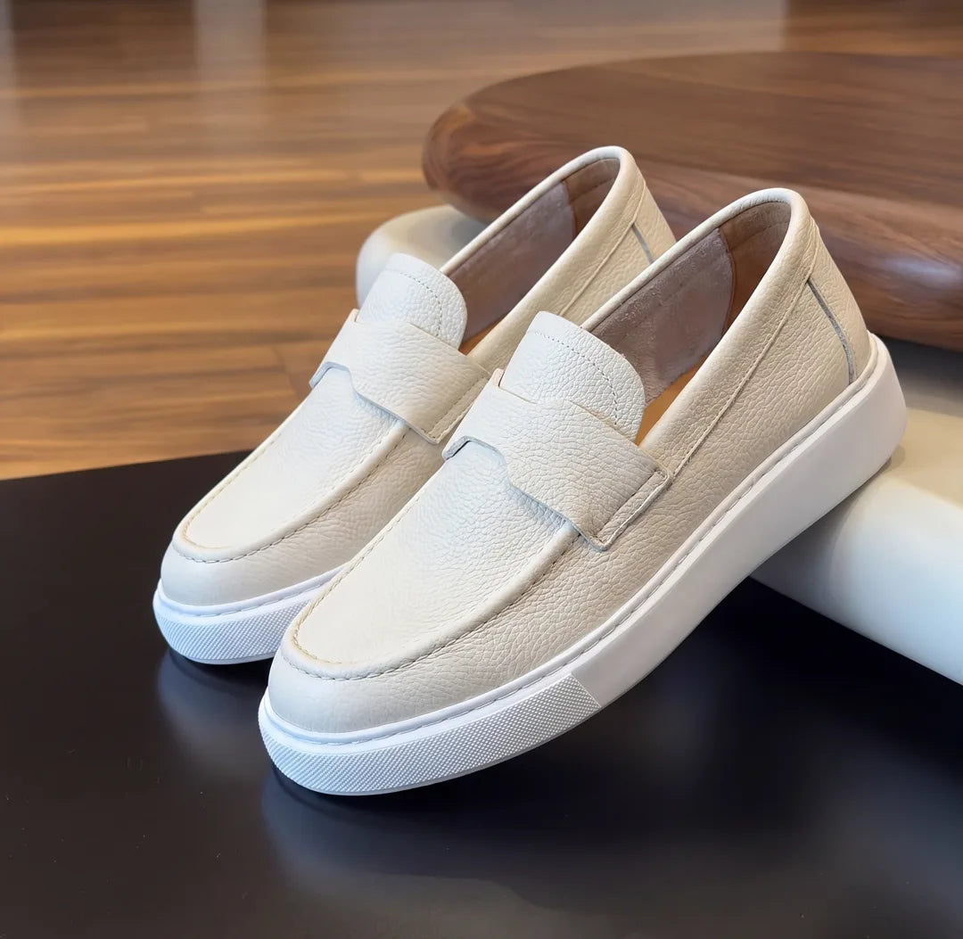 Mocassin en Cuir Naturel – Style Intemporel
